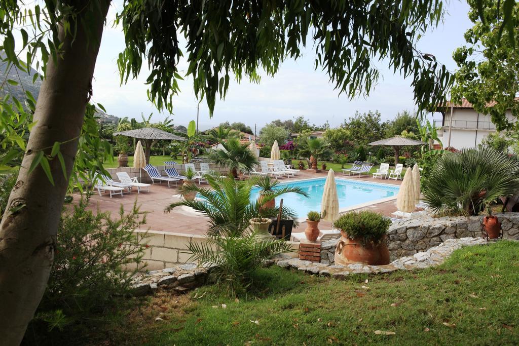 Residence Heaven Ricadi Exterior photo