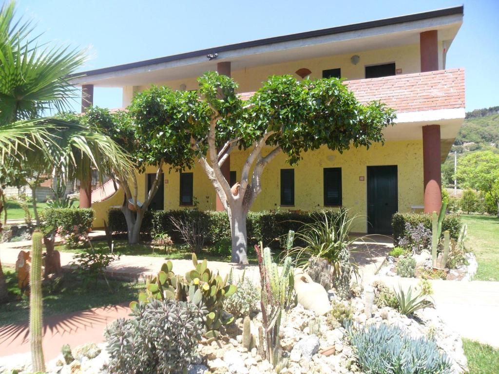 Residence Heaven Ricadi Exterior photo