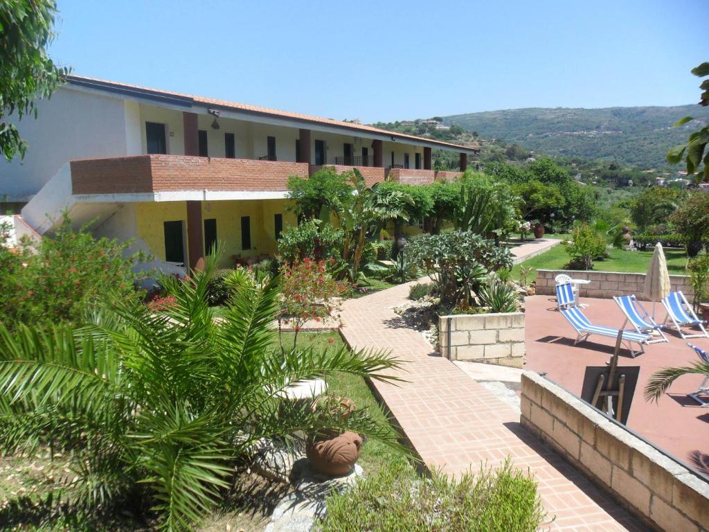 Residence Heaven Ricadi Exterior photo