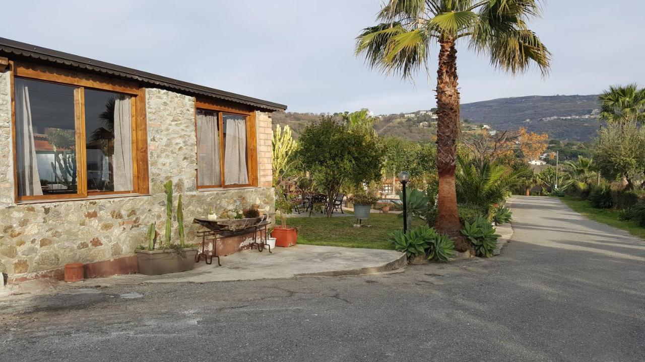 Residence Heaven Ricadi Exterior photo